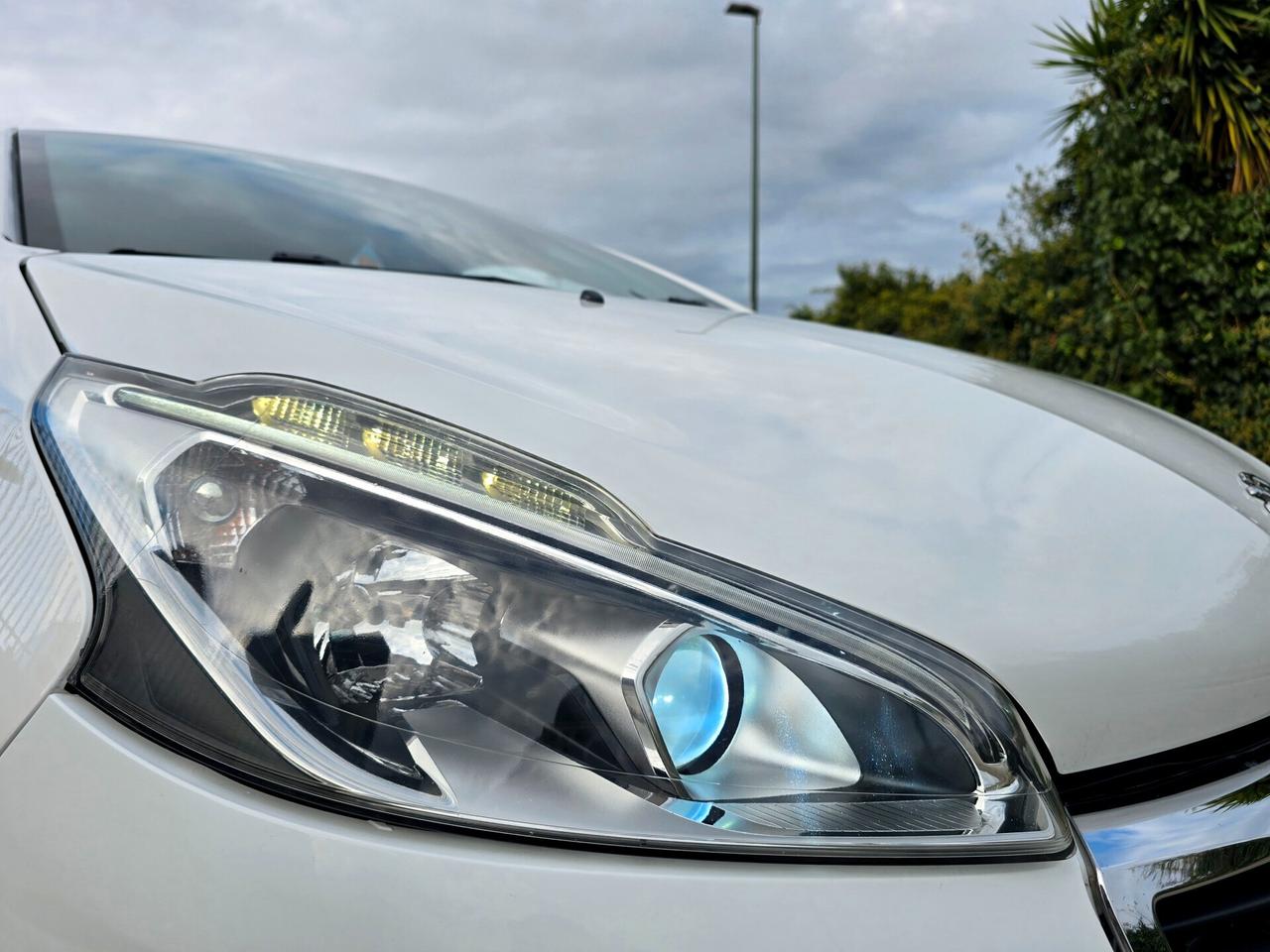 PEUGEOT 208 ALLURE 2017 RESTYLING FULL LED NUOVA