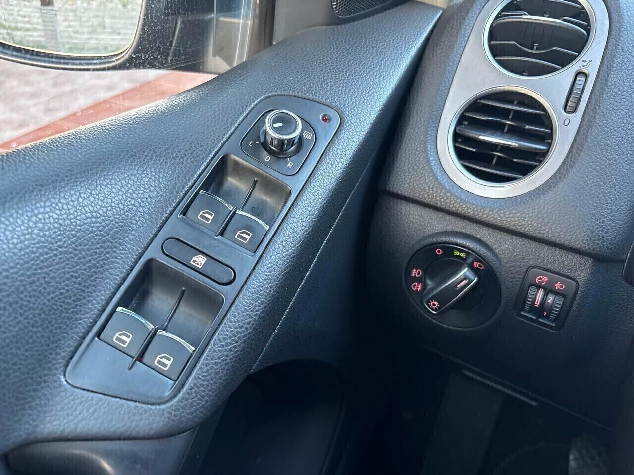 Volkswagen Tiguan 2.0 TDI DPF 4MOTION Sport