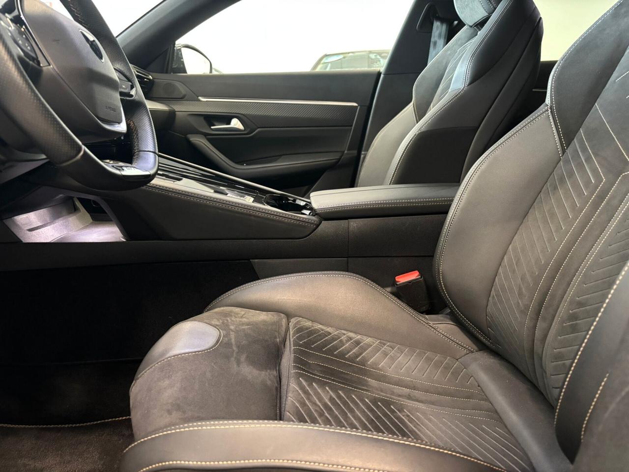 Peugeot 508 SW GT BlueHDi 130 EAT8 SPOTICAR