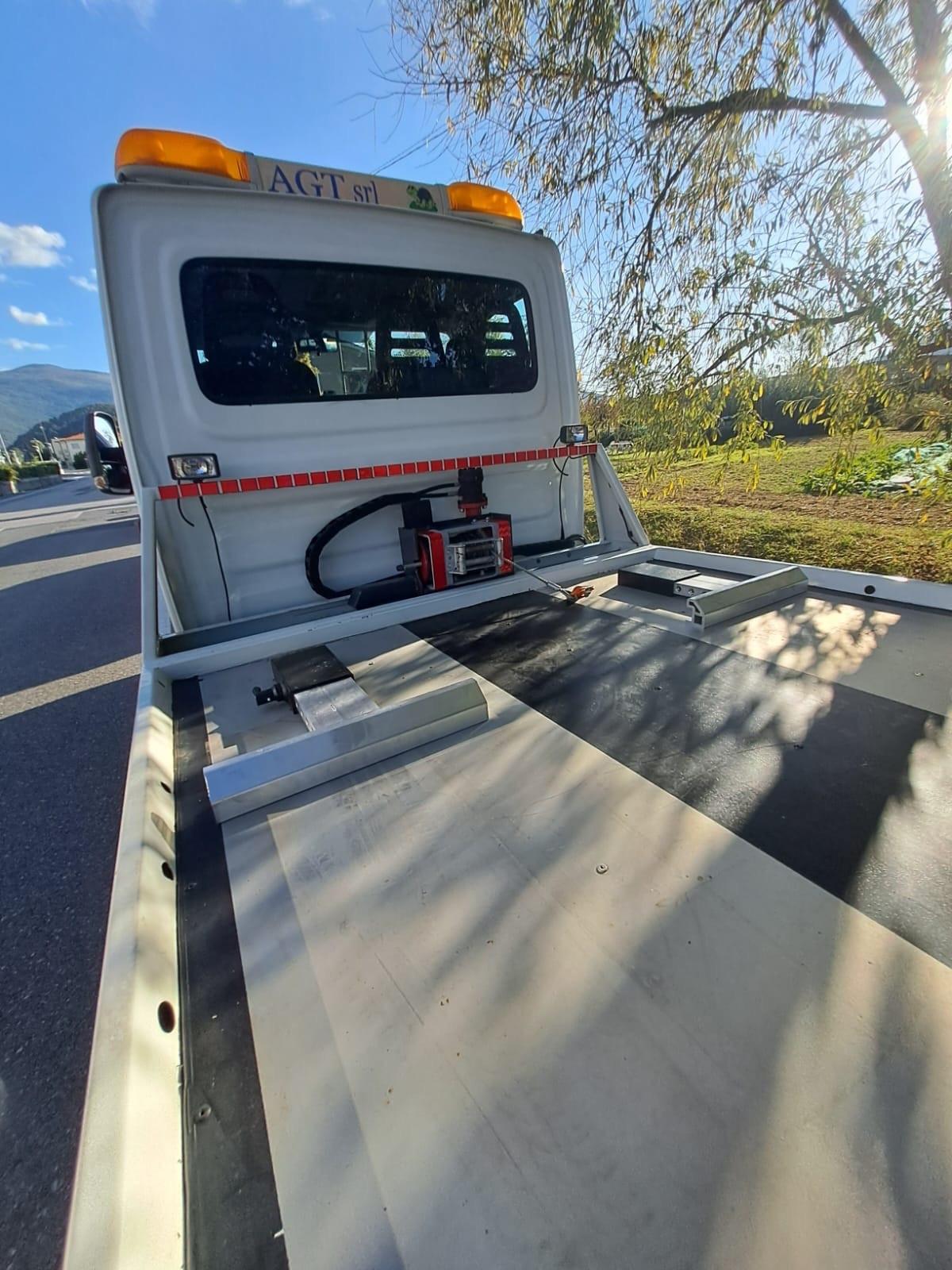 Iveco Cartoatrezzi patente c