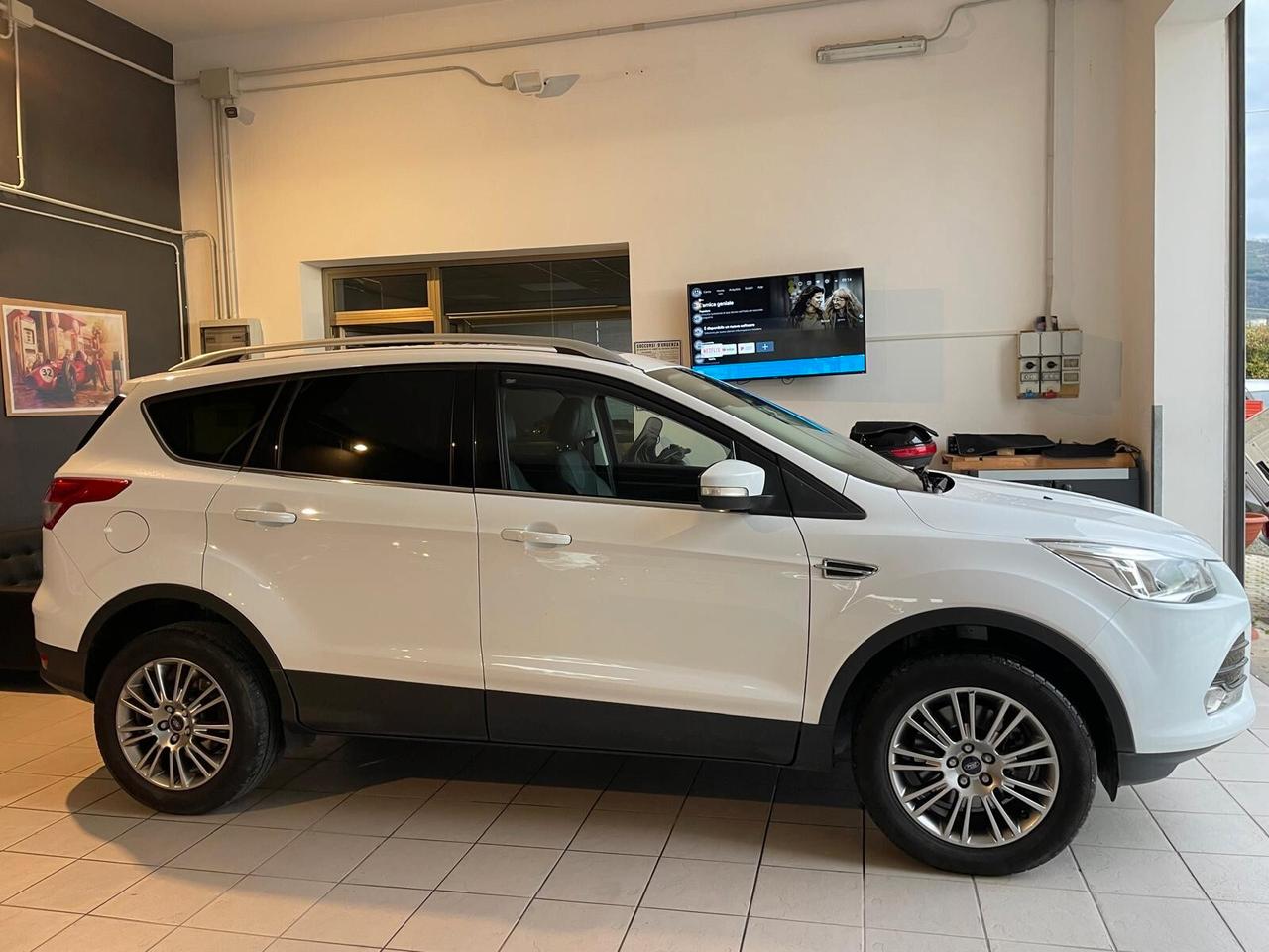 Ford Kuga 2.0 TDCI 150 CV S&S 4WD Titanium