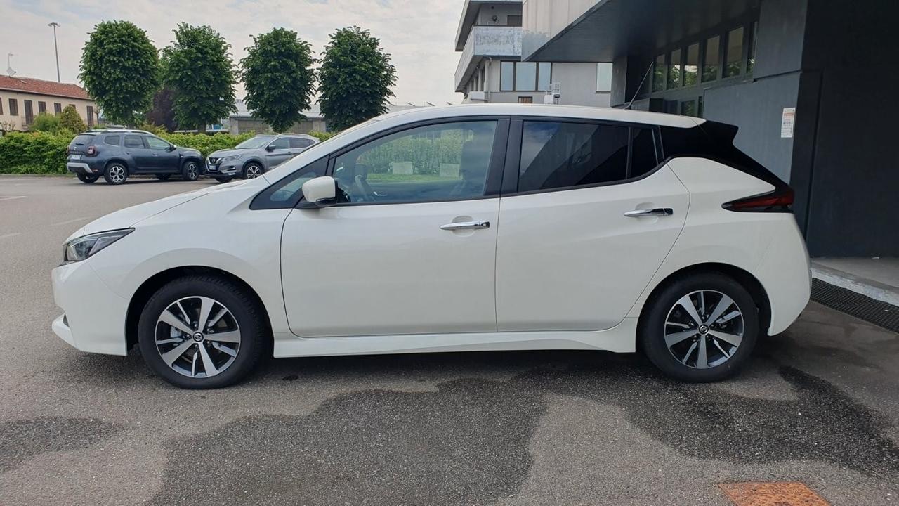 Nissan Leaf Acenta 40 kWh GH396