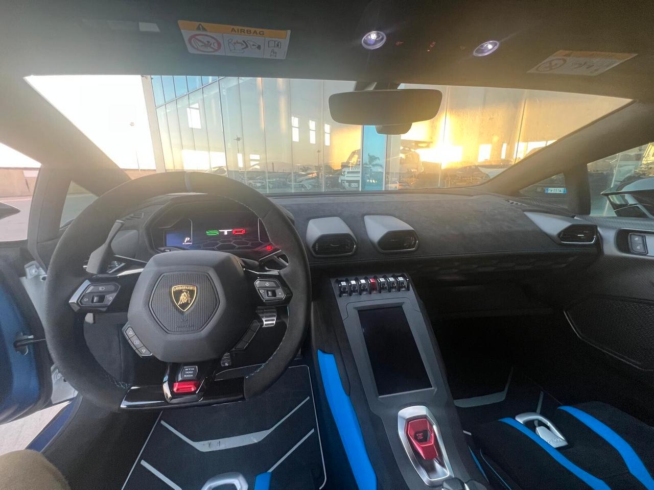 Lamborghini Huracan Huracán 5.2 V10 STO Coupé