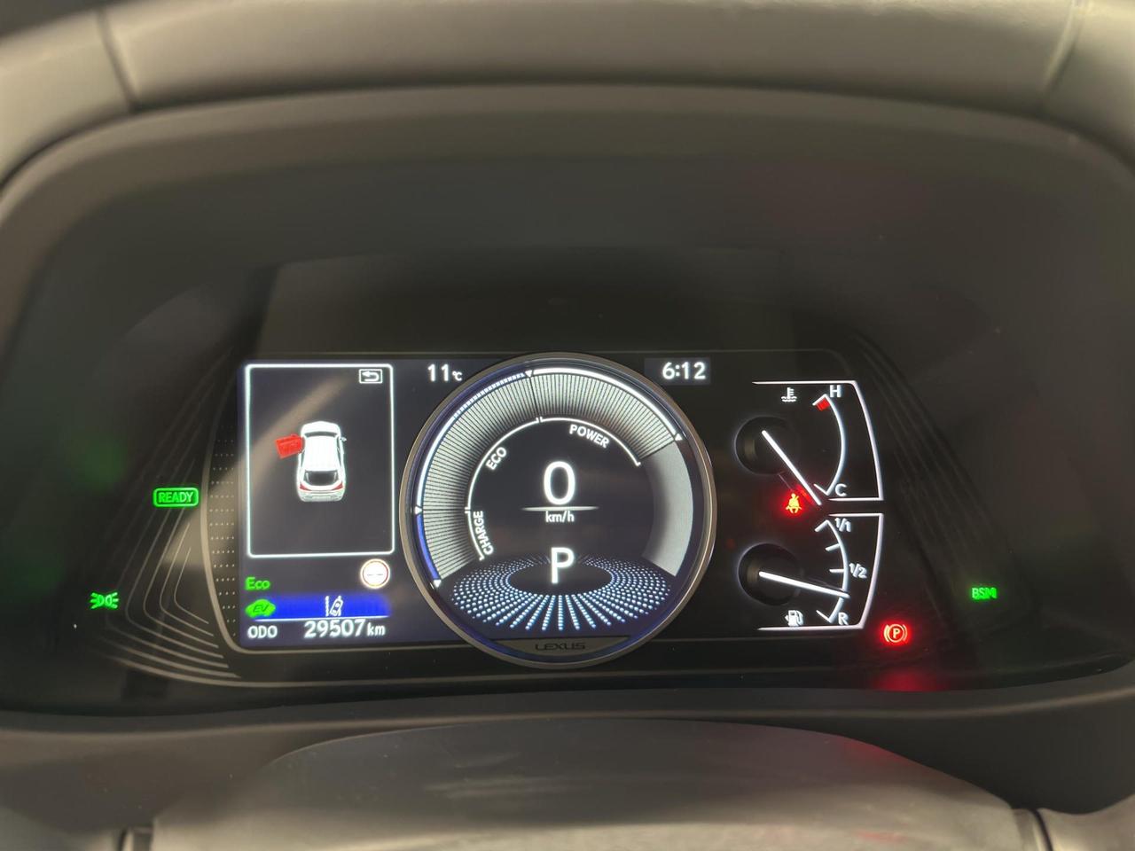 Lexus UX 250h 2.0 F-Design 2wd cvt