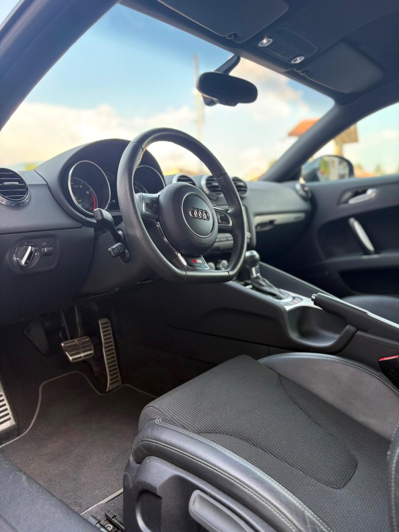 Audi TT Coupé 2.0 TFSI quattro S tronic line