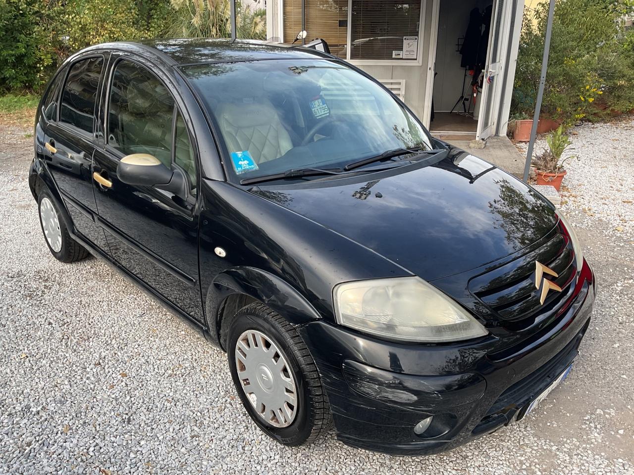 Citroen C3 1.1 airdream Gold by Pinko