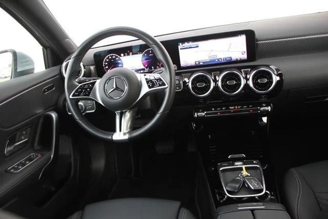 MERCEDES-BENZ A 180 d Automatic Progressive "LED"NAVI"