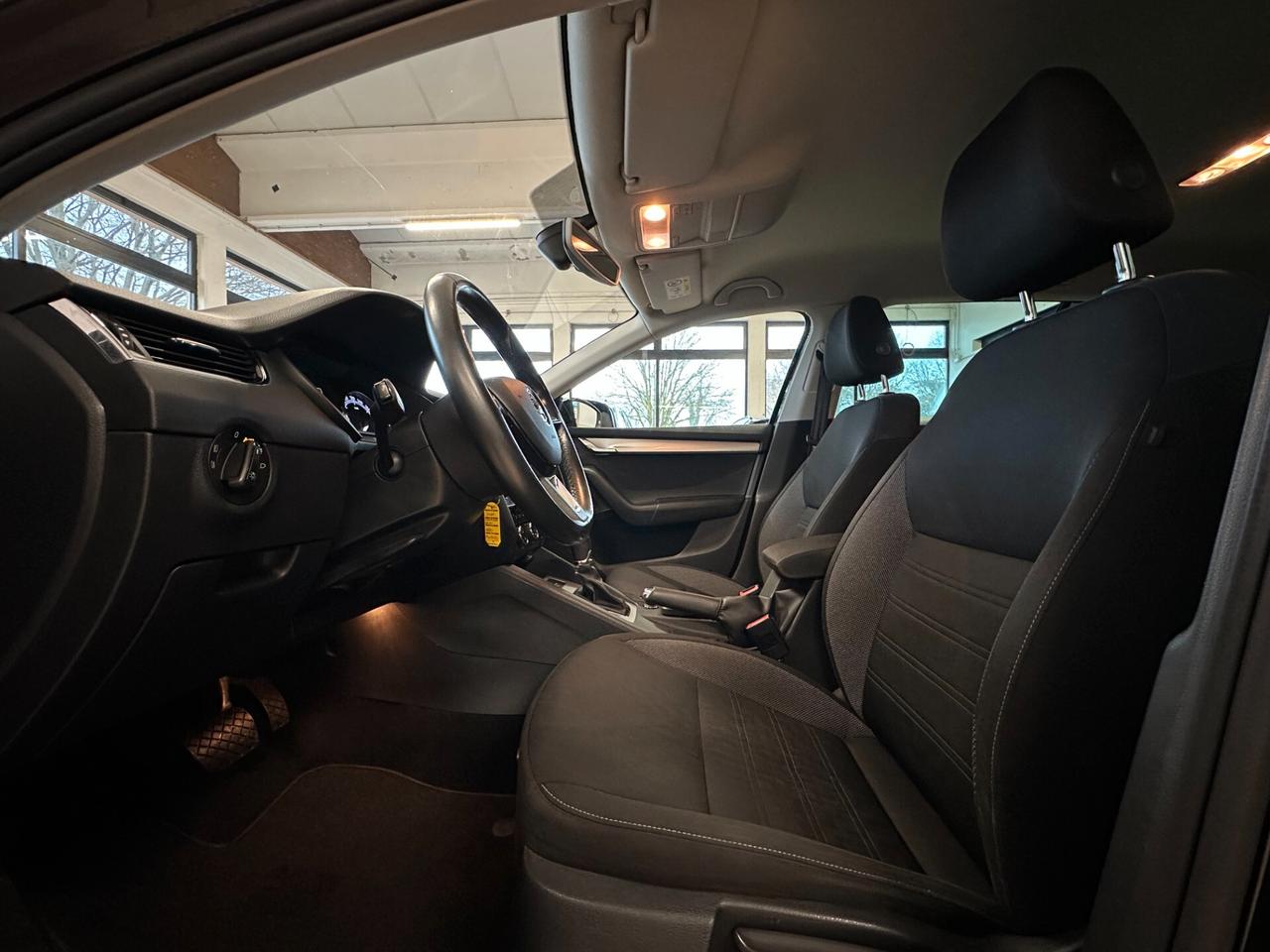 SKODA OCTAVIA 2.0 TDI AMBITION 150cv dsg *CARPLAY*NAVI*CRUISE