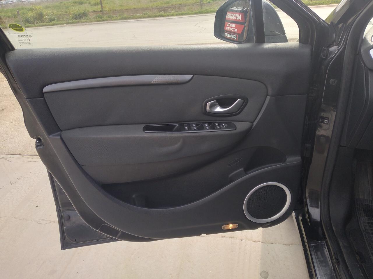 Renault Scenic Scénic X-Mod 1.5 dCi 110CV Luxe