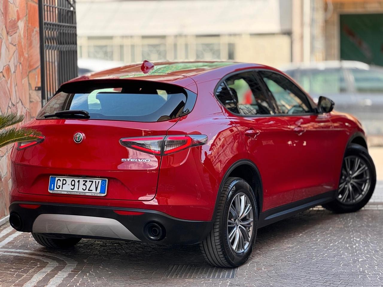 Alfa Romeo Stelvio 2.2 Turbodiesel 160 CV AT8 RWD Super