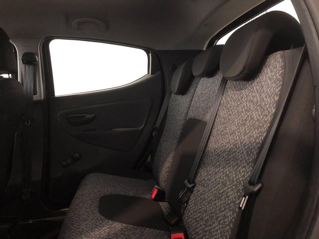 Lancia Ypsilon 5 Porte 1.2 Ecochic Silver