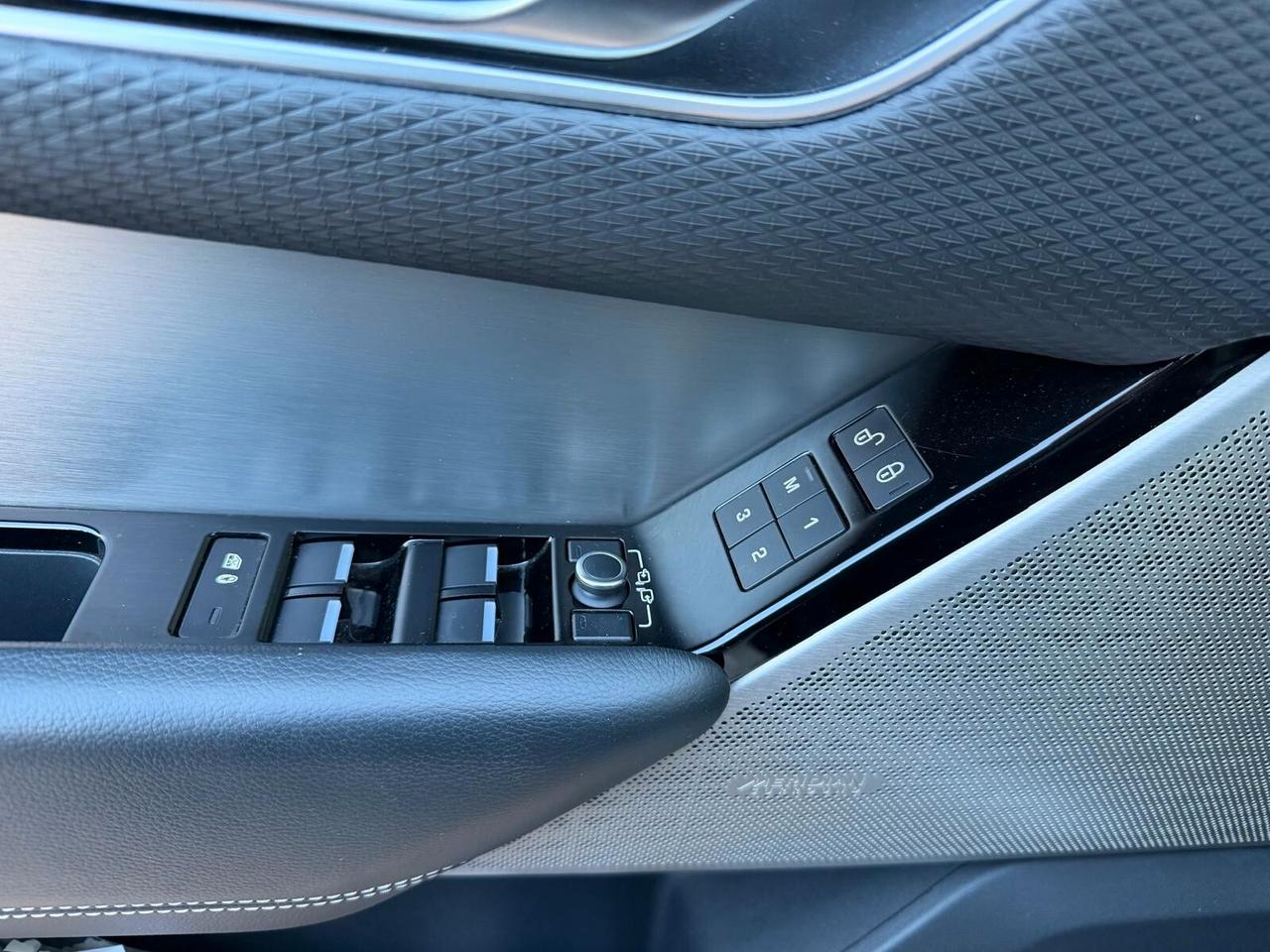 Land Rover Range Velar 2.0D I4 240 CV R-Dynamic S