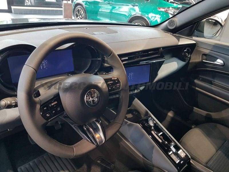 Alfa Romeo Junior Junior 1.2 ibrida 136cv edct6