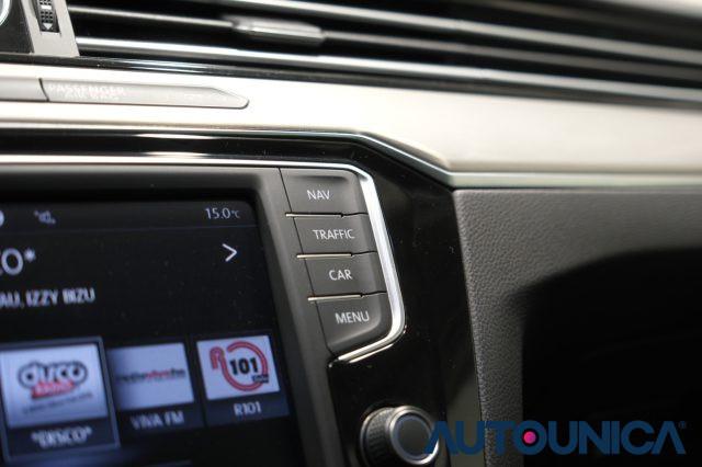 VOLKSWAGEN Passat Variant 2.0 TDI 190 CV DSG HIGHLINE BMT FARI LED
