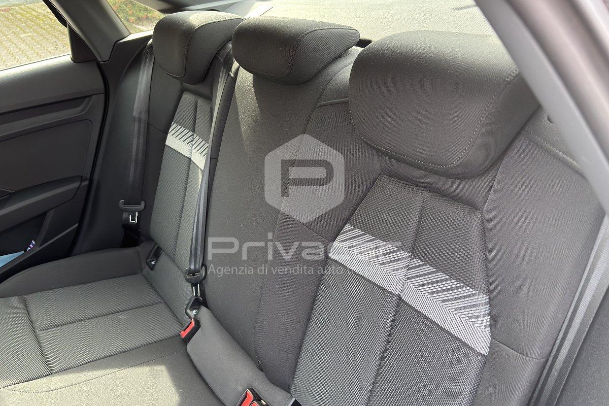 AUDI A3 Sedan 35 TDI S tronic S line edition