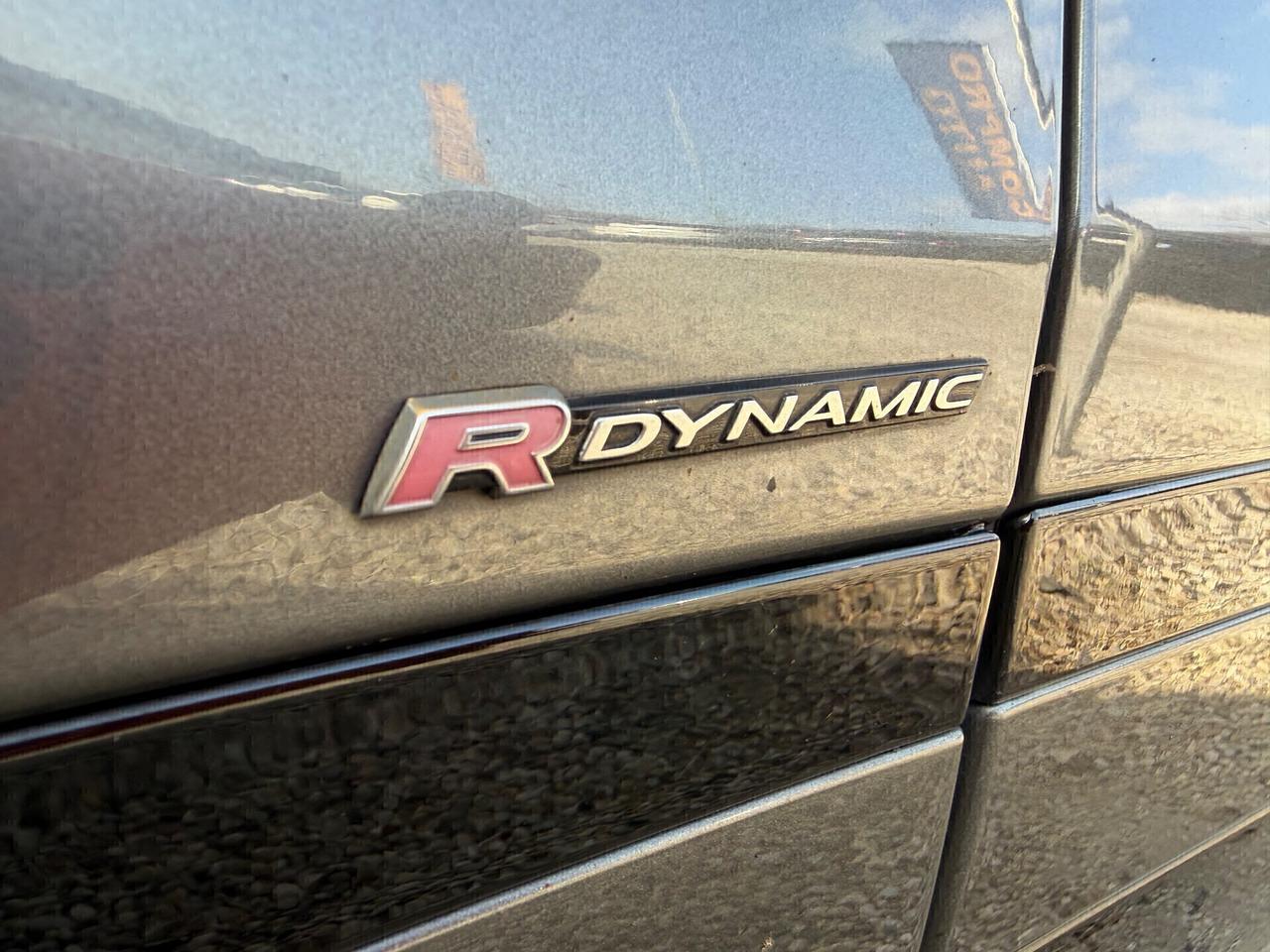 Range Rover Velar 2.0D I4 240 CV R-Dynamic HSE