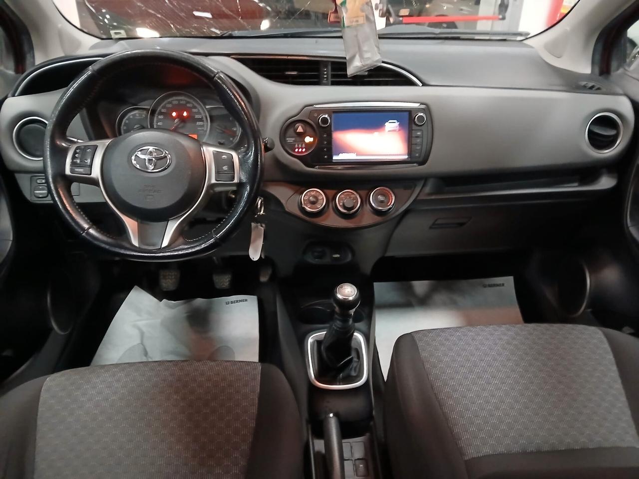 Toyota Yaris 1.4 D-4D 5 porte Lounge