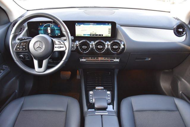 MERCEDES-BENZ GLA 200 d Automatic Business Extra