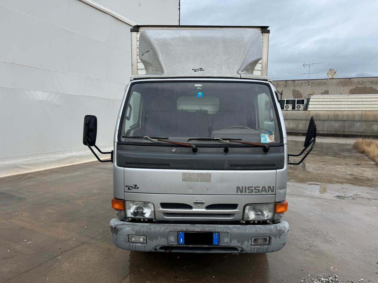 Nissan CABSTAR 35/3 TELAIO GEMELLATO FURGONATO