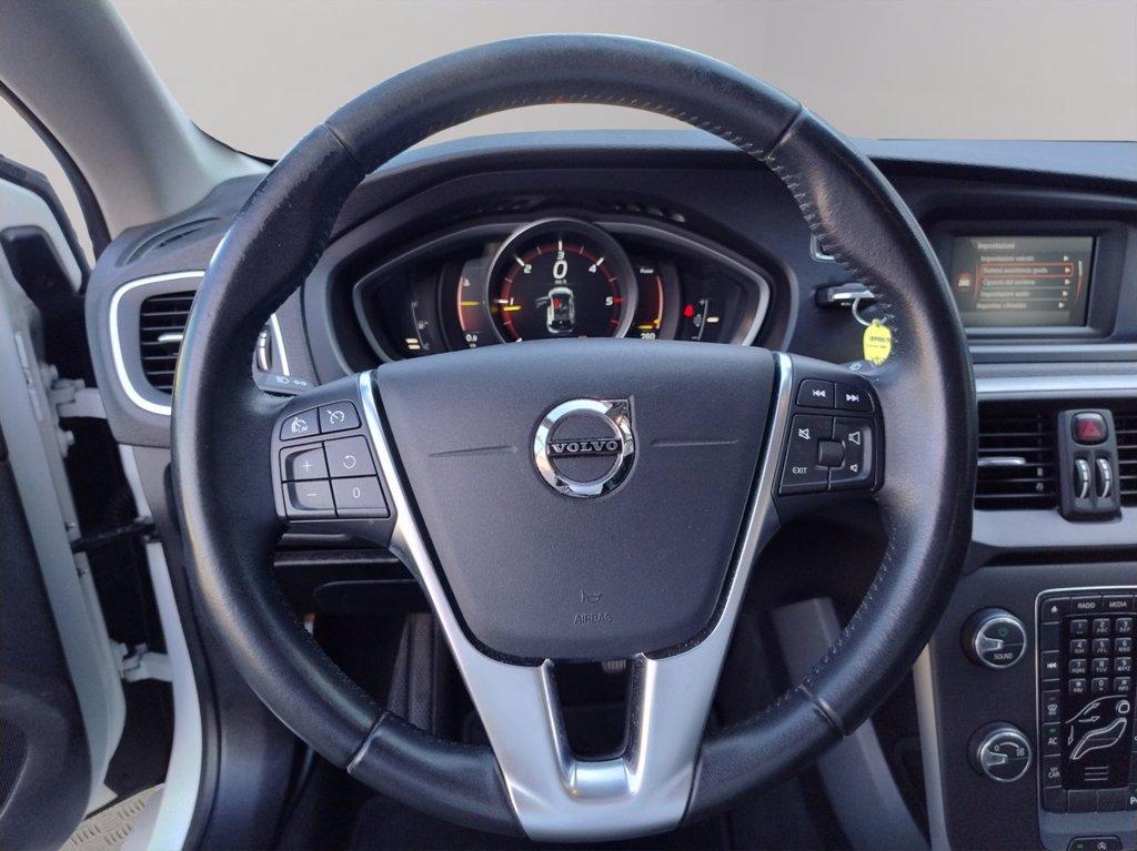 VOLVO V40 2.0 d2 plus del 2019