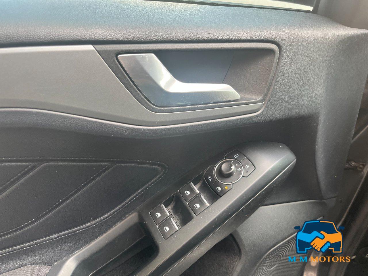 Ford Focus 5 Porte Focus 1.0t ecoboost h ST-Line 125cv