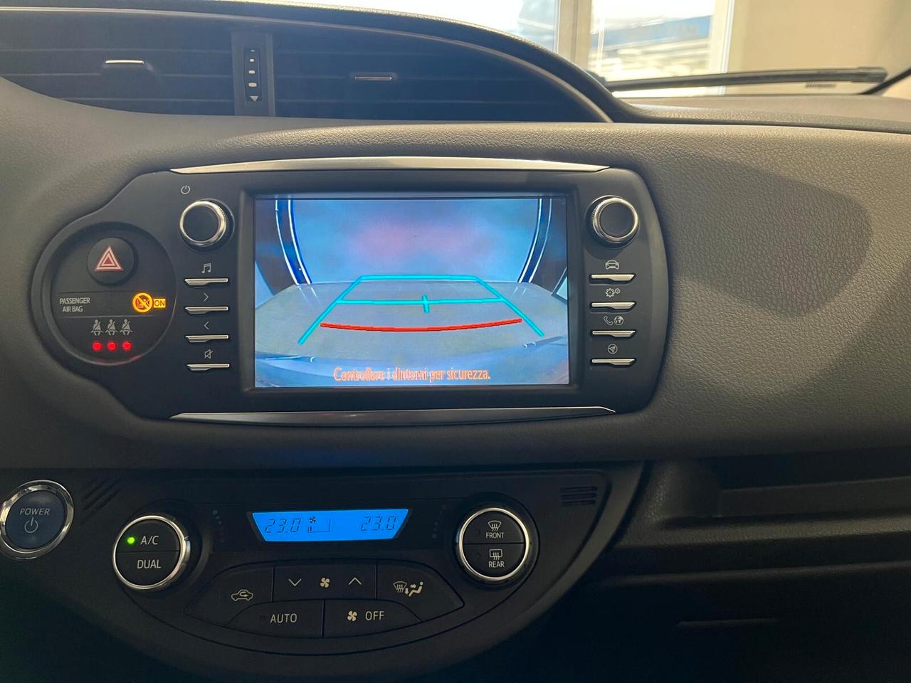 Toyota Yaris 1.5 Hybrid 5 porte Active