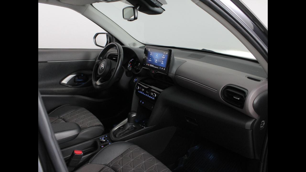 TOYOTA Yaris Cross - Yaris Cross 1.5h Lounge awd-i 116cv e-cvt