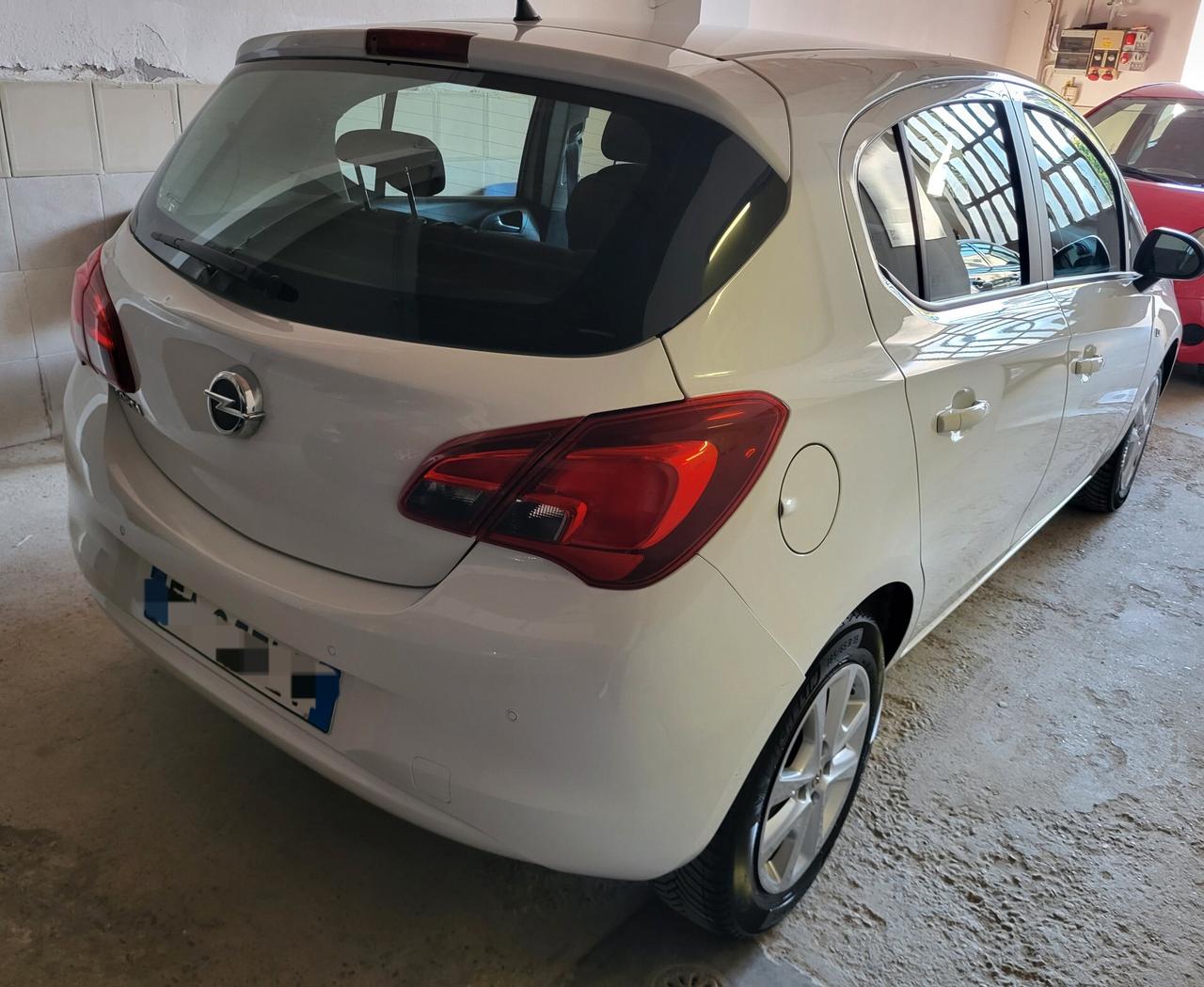 Opel Corsa 1.4 90CV GPL Tech 5 porte n-Joy