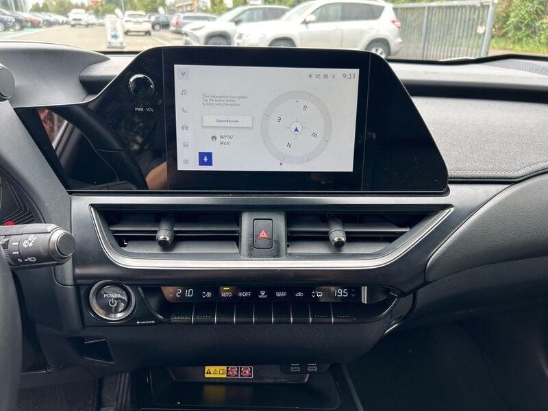 Lexus UX UX Hybrid Design IVA ESPOSTA COMPRESA