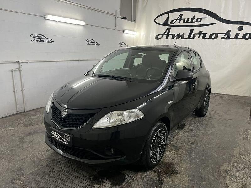 Lancia Ypsilon Ypsilon 1.2 69 CV 5 porte TUA DA 129,00 EURO AL MESE