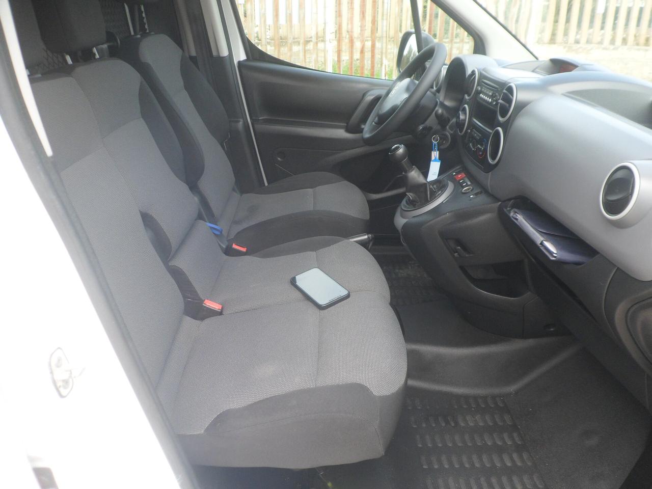 Peugeot Partner furgone 4x4 3 posti