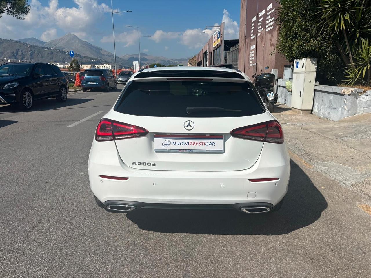 Mercedes-benz A 200 Mercedes 200d Sport