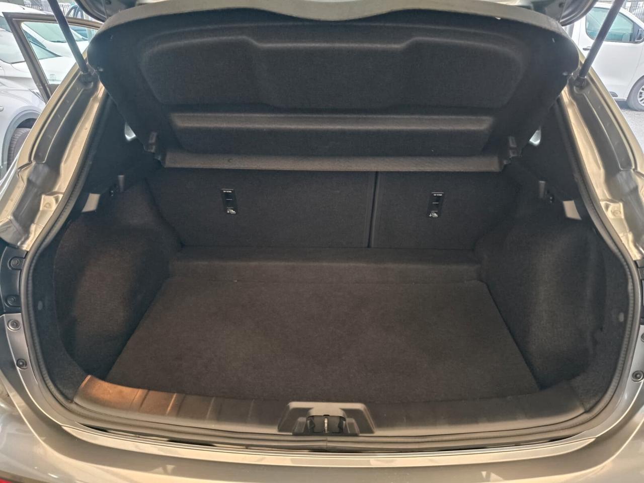 Nissan Qashqai 1.3 DIG-T 160 CV DCT Business
