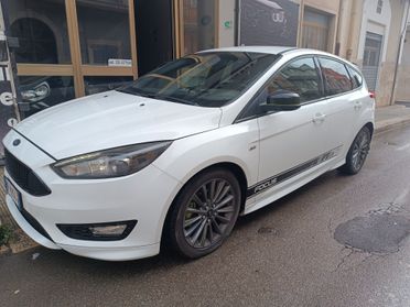 Ford Focus 1.5 TDCi 120 CV ST LINE PERSONALIZZATA