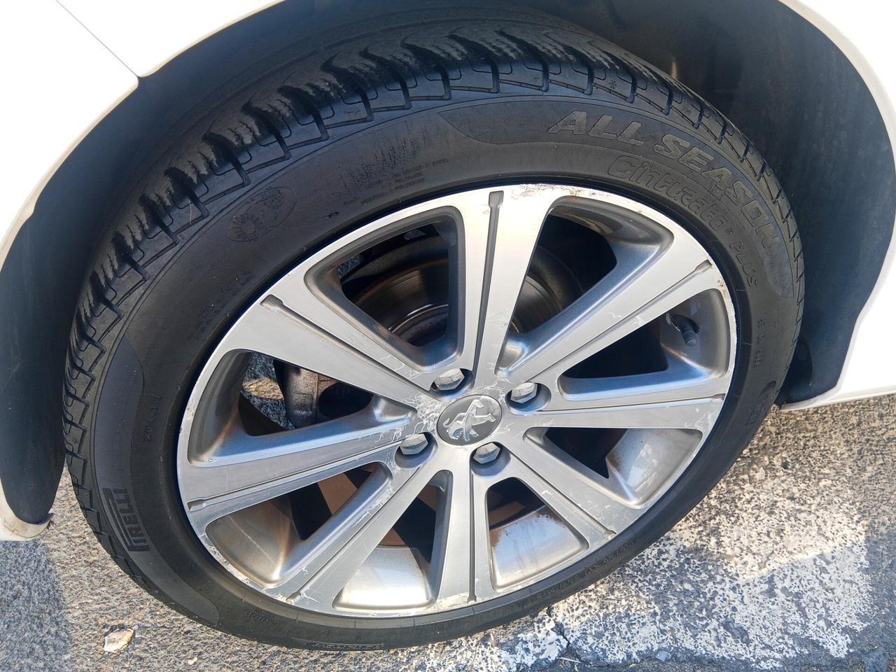 Peugeot 308 1.6 8V e-HDi 112CV Stop&Start robotiz. 5p. Active