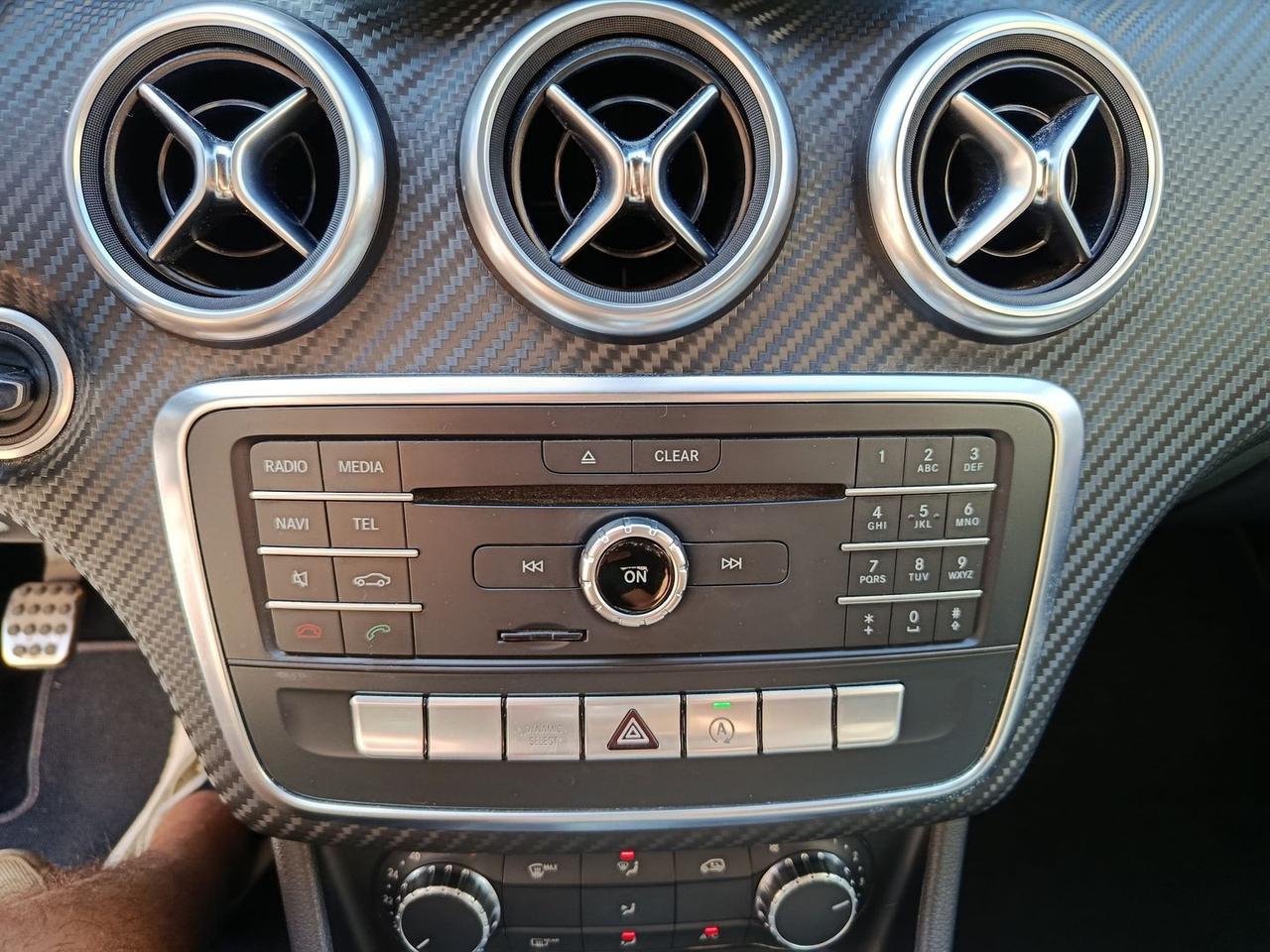 Mercedes-Benz A 180 D Premium #6733