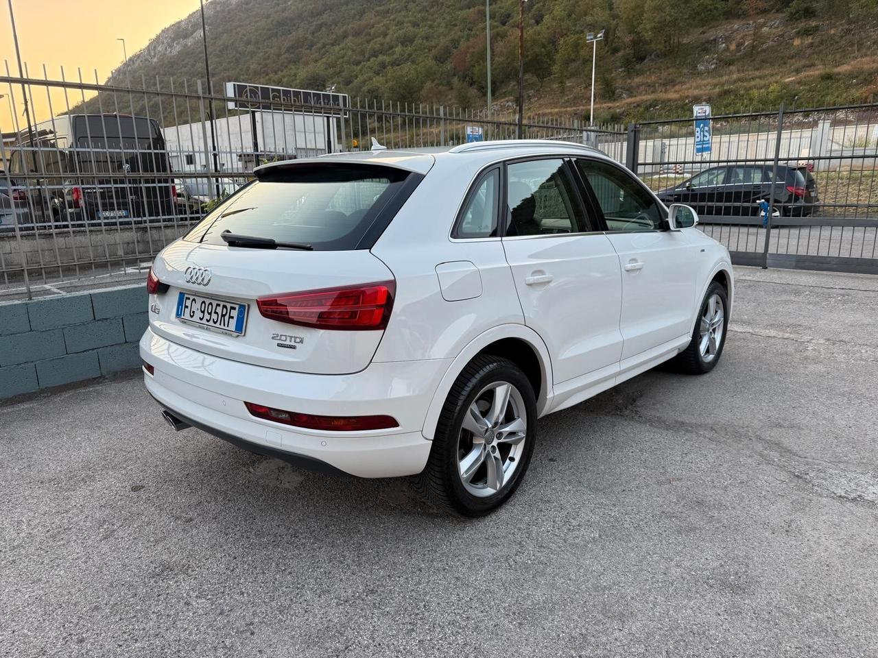 AUDI Q3 2.0 TDI 184 CV S tronic quattro edition Sport