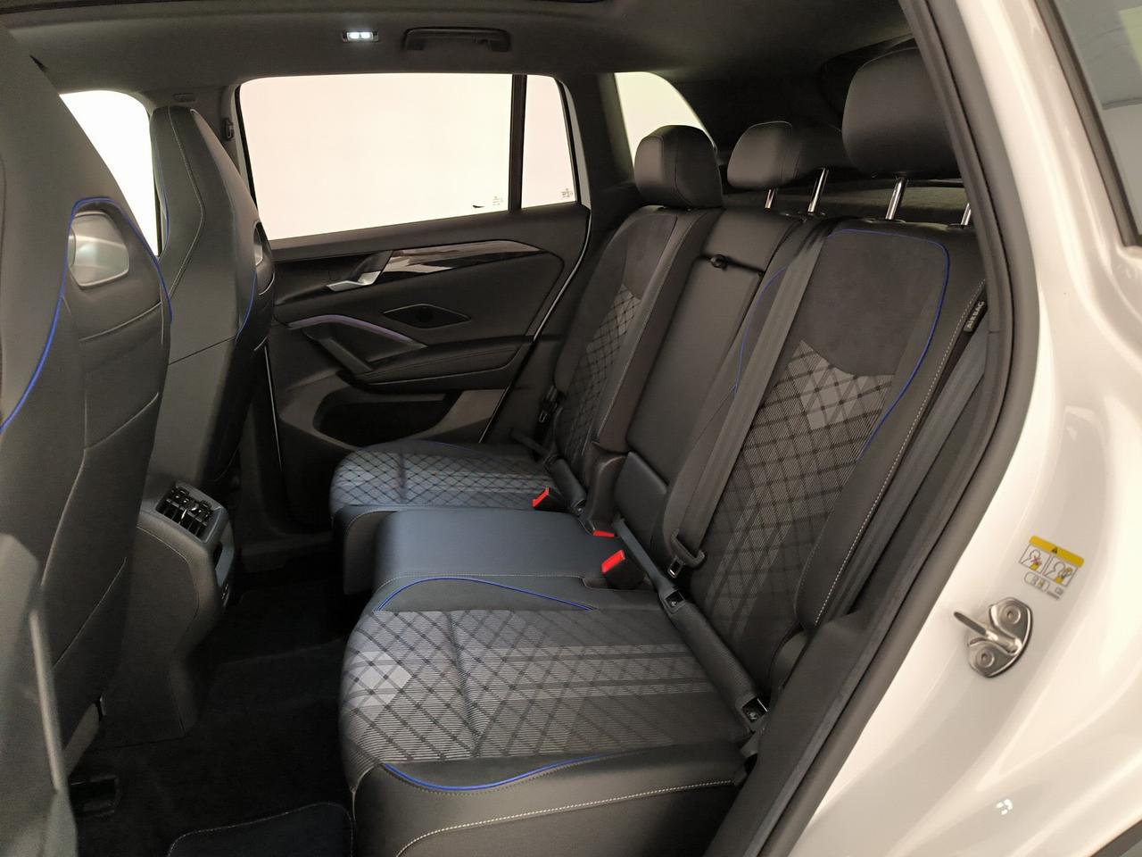 Volkswagen Tiguan 2.0 tdi r-line 150cv dsg