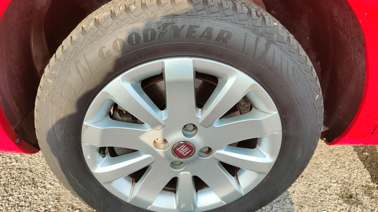 Fiat Qubo 1.3 MJT 95 CV Trekking