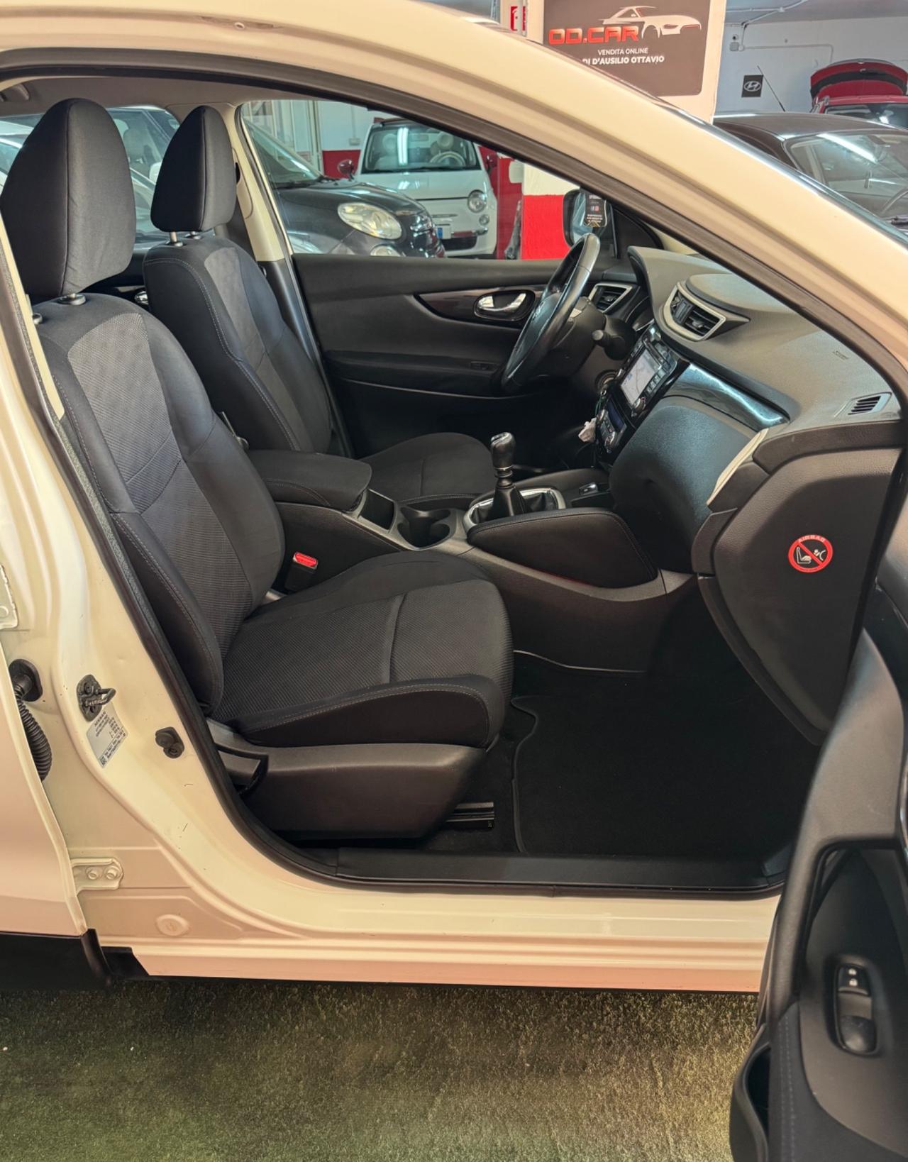 Nissan Qashqai 1.5 dCi 110 CV Tekna , telecamera ,Nav ,Cerchi 17