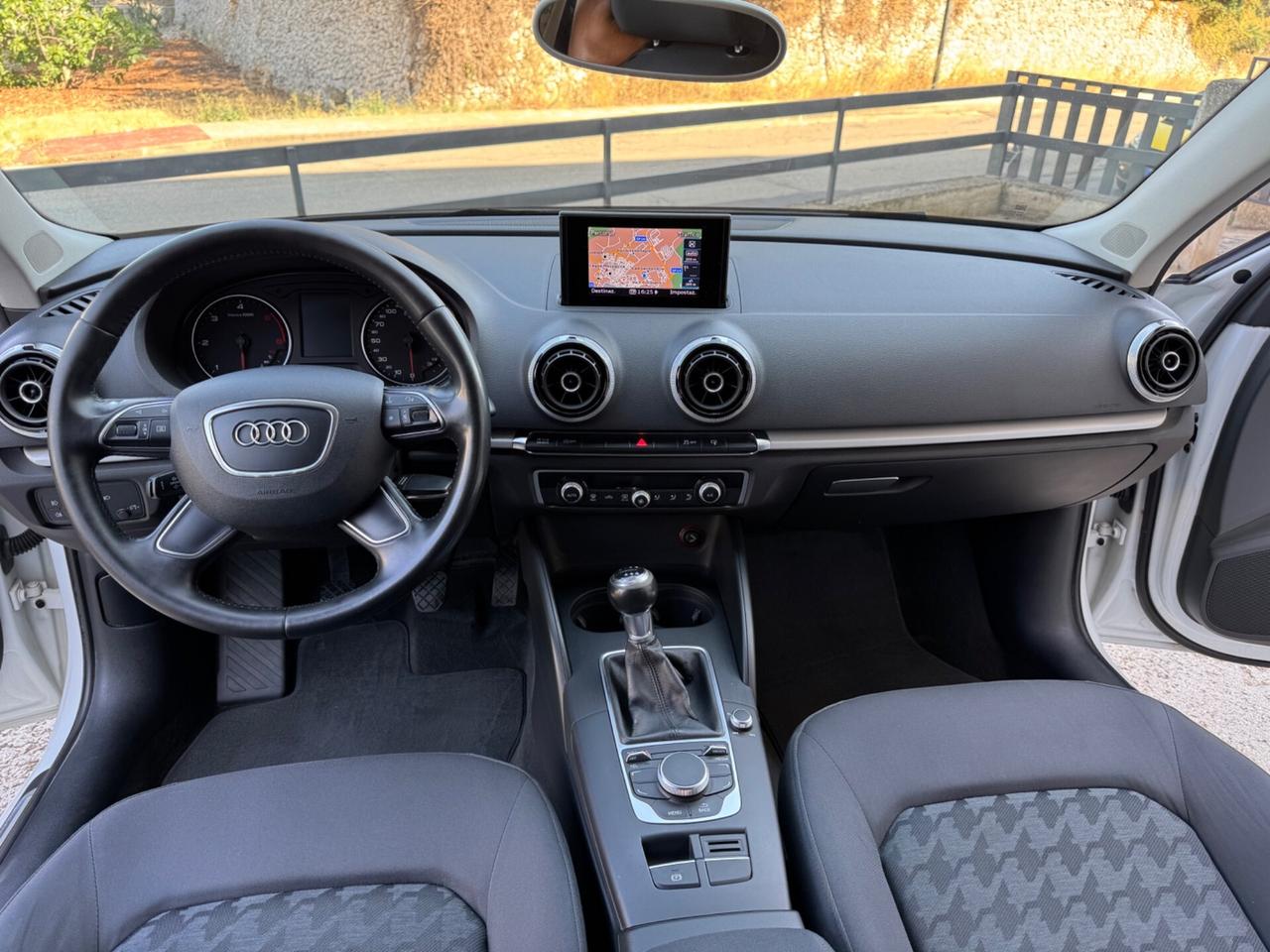 Audi A3 SPB 1.6 TDI Admired - CERCHI 18 - 2015