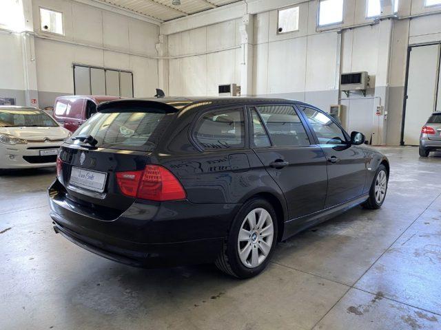 BMW 318 d cat Touring Attiva Autom -cerchi lega+Garanzia-