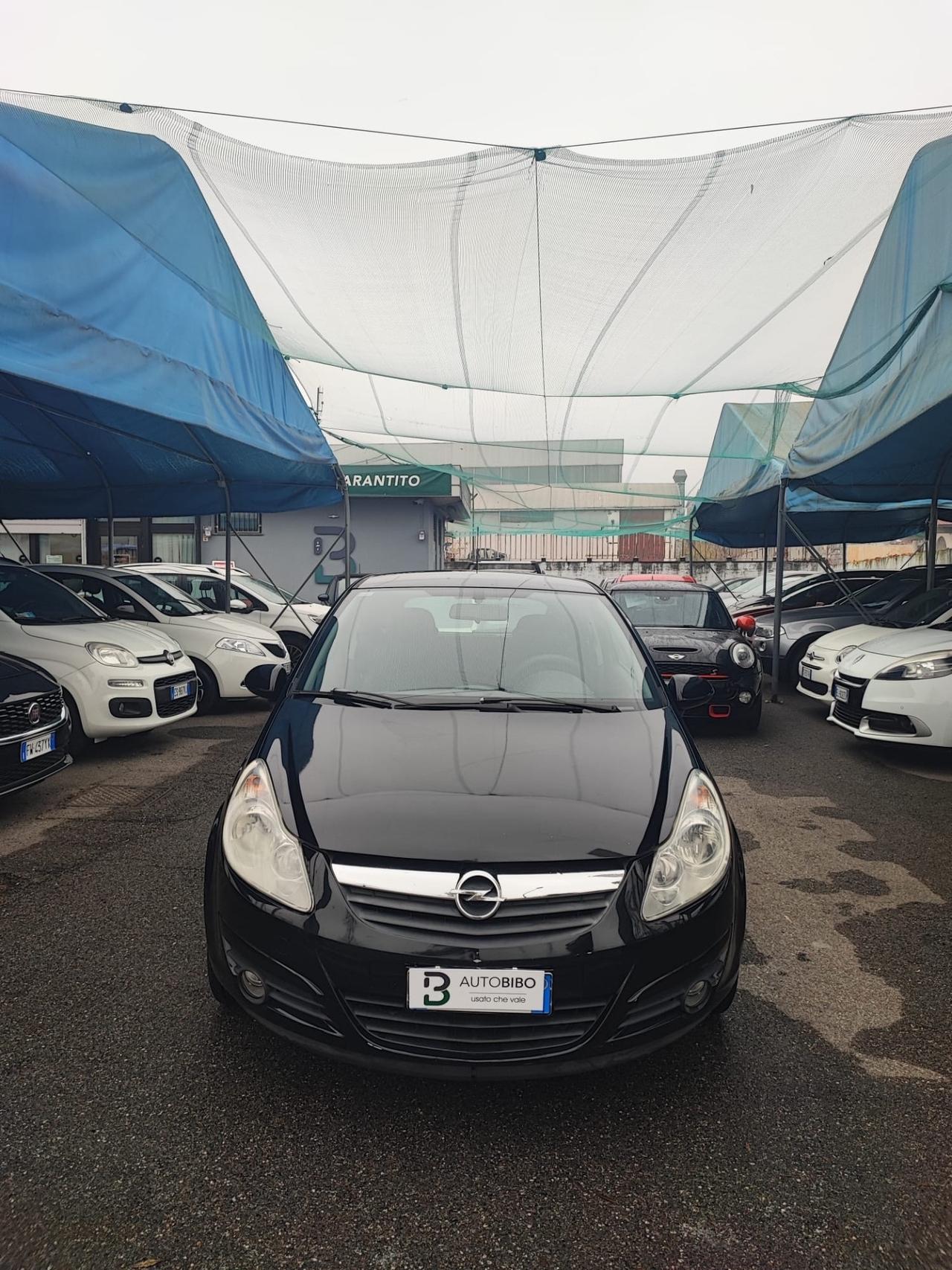 Opel Corsa 1.2 3 porte Sport