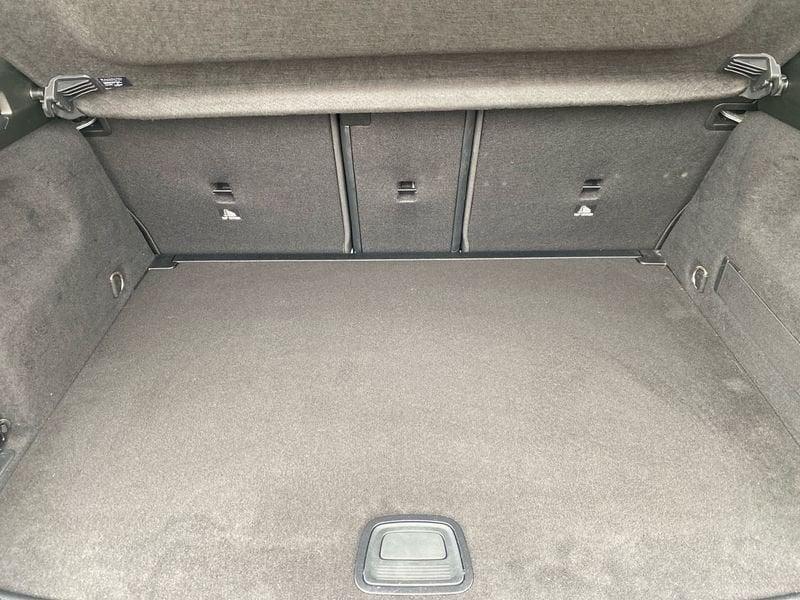 Mercedes-Benz GLA 200 d Premium auto