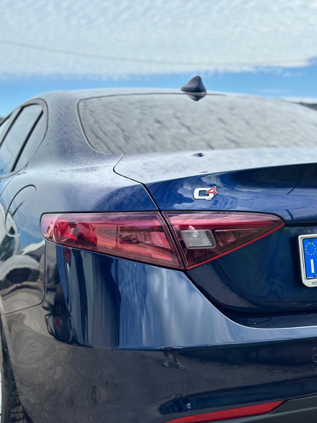 Alfa Romeo Giulia 2.2 Turbodiesel 180 CV AT8 AWD Q4 Executive