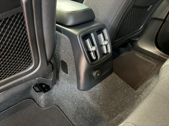 VOLVO XC40 T4 Recharge Plug-in Hybrid auto Core N1 +iva