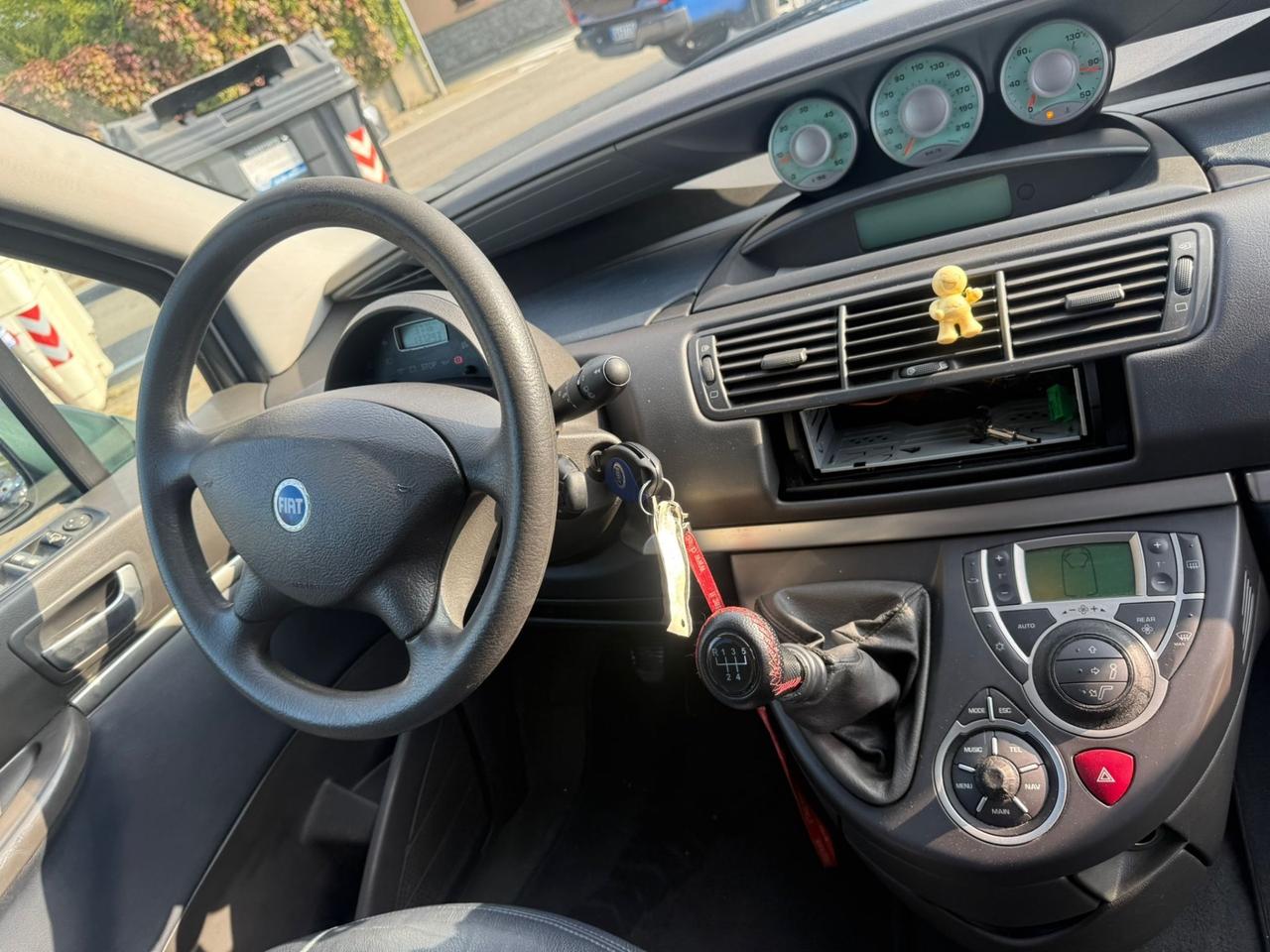 Fiat Ulysse 2.2 JTD Emotion 7 POSTI