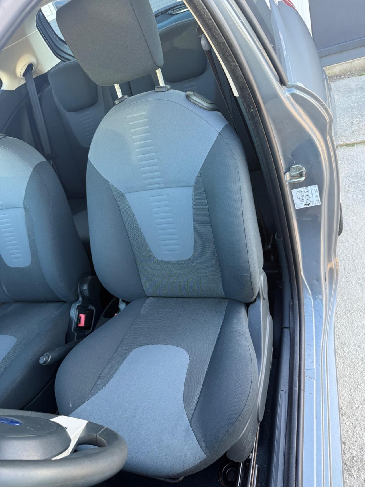 Ford Ka 1.2 8V 69CV Titanium