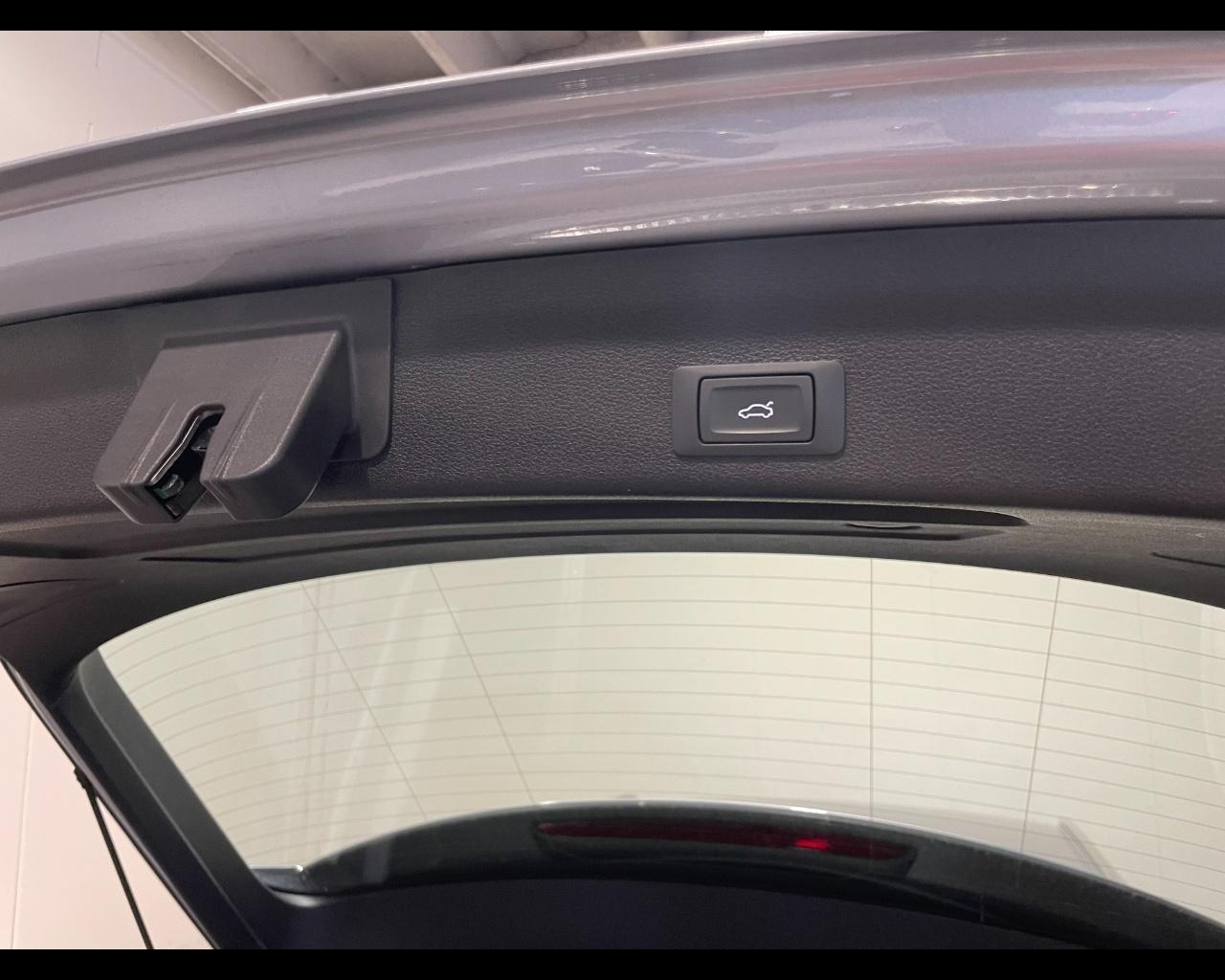 AUDI A6 AVANT 40 TDI MHEV S-TRONIC BUSINESS SPORT