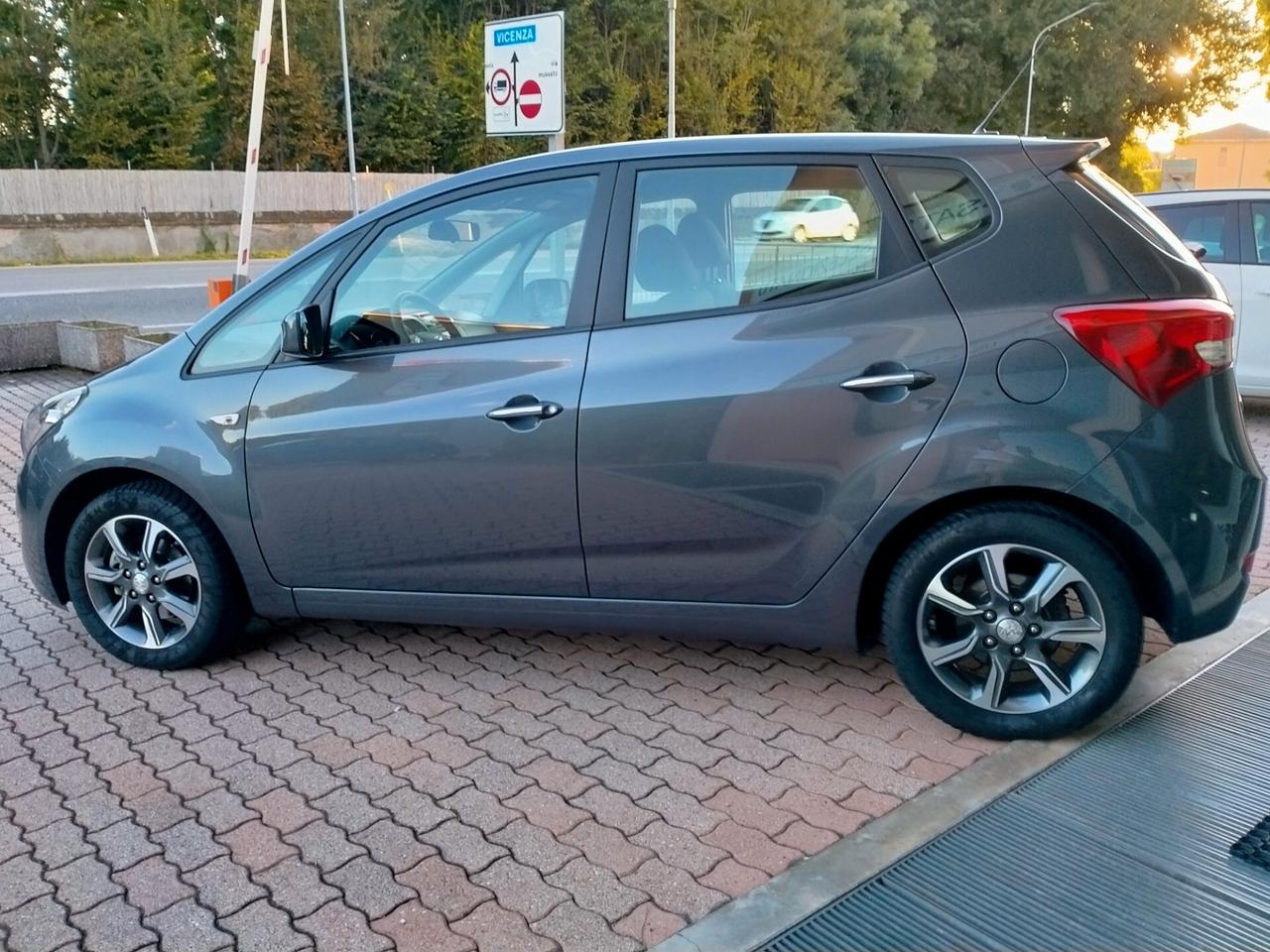 Hyundai iX20 1.4CRDI E6 COMFORT M.YEAR'16 UNIPROPR. NEOPATENTATI